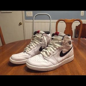 Air Jordan 1 “ying yang” (Size 11.5)